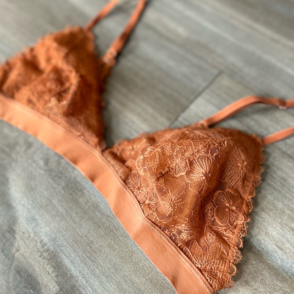 Aerie lace bralette size M - Picture 6 of 10